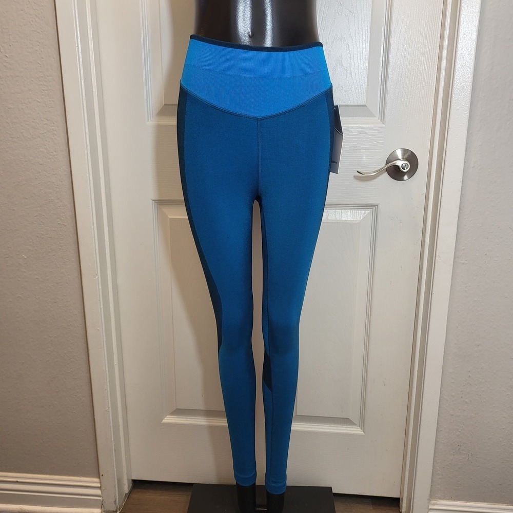 Lululemon Seamless Mesh High-Rise Training Tight‎ 25"  Blue Size 4-Brand New!